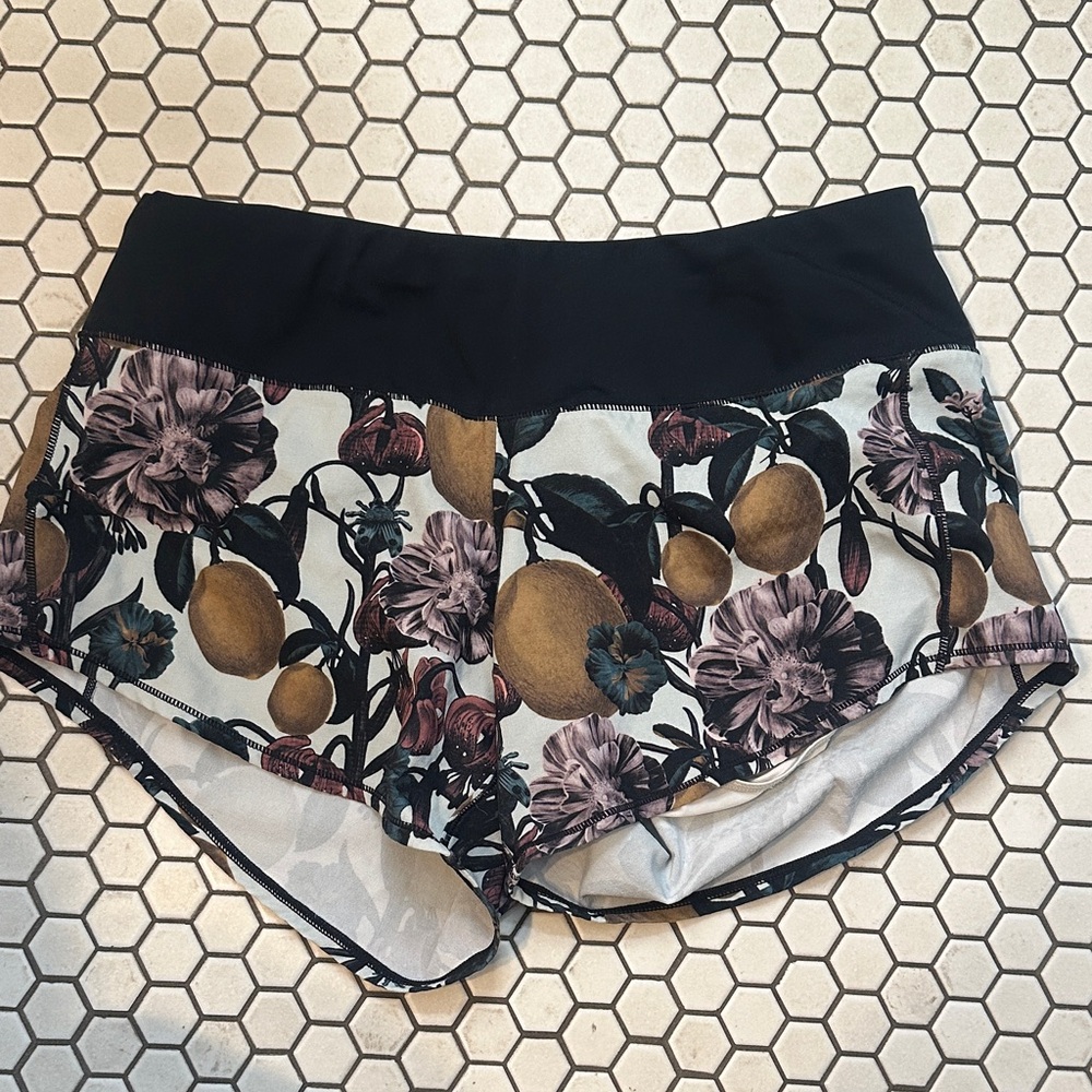 Oiselle Roga Shorts pattern/ Firenze